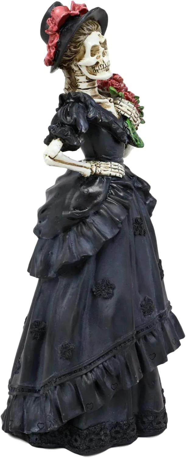Day of the Dead 33cm tall Senora dressed in Black - Image 3