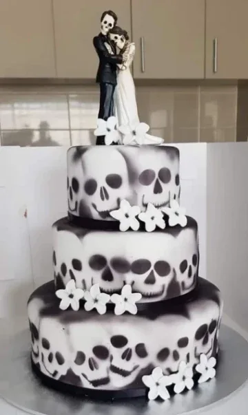 Day of the Dead figurine - wedding couple embracing - Image 2