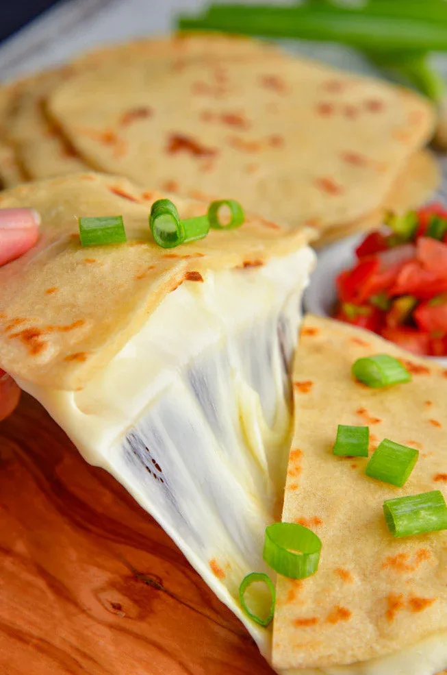 Queso Oaxaca Fresh Mexican Cheese 1kg - Image 3